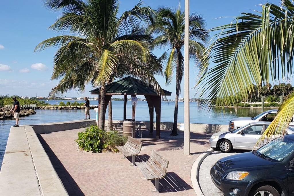 Ocean Vacation Breeze Villa Lantana Exteriör bild